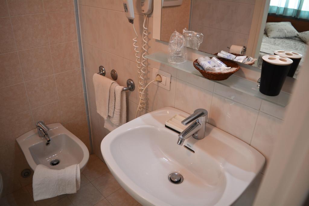 Villa Chiara Lazise Kültér fotó